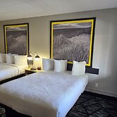 Super 8 by Wyndham Traverse City