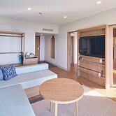 Royal View Hotel Churaumi