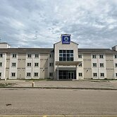 Aurora Inn Estevan