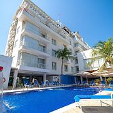 Santorini Hotel & Resort