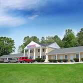 USA Inn and Suites Morgantown