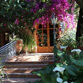 Domaine de la Roseraie Resort