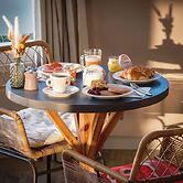Hotel Kyriad Lyon Est - Bron Eurexpo Le Cottage