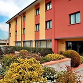 Inn Hotel