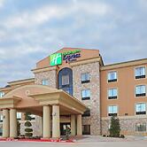 Holiday Inn Express & Suites Paris, Texas by IHG