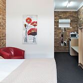 Longreach Motor Inn