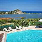 Conrad Chia Laguna Sardinia