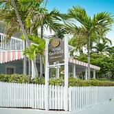 Duval Gardens at Southernmost Beach Resort – Adults Only