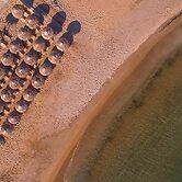 Golden Milos Beach House by Domotel