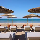 Golden Milos Beach House by Domotel