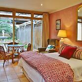 Adelaide Heritage Cottages & Apartments