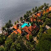 Nugraha Lovina Seaview Resort & Spa