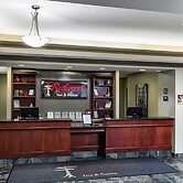 Redwood Inn & Suites - Grande Prairie