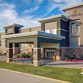 La Quinta Inn & Suites by Wyndham Ft. Worth - Forest Hill TX