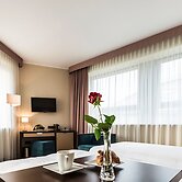 Hotel Victor Pruszków DeSilva