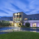 Diamond Coast Hotel