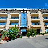 Hotel HEC Residence Milocer