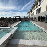 Garner Hotel Norman Universirty Area by IHG