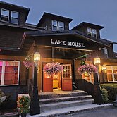 Lake House