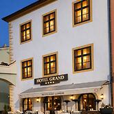 Hotel Grand