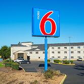 Motel 6 Newport, OR