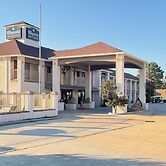 Magnolia Inn And Suites