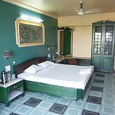 Hotel RutuGandh Heritage