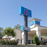 Motel 6 Tyler, TX