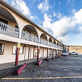 Pleasant Valley Motel