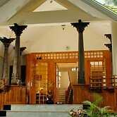 Palmleaves Beach Resort