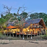 Rhino Post Safari Lodge