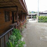 Paniman Bay lodge
