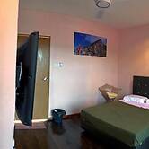 Happy Garden Resort - Hostel