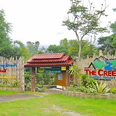 The Creek Garden Resort Huainamrin