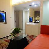 Holiday Villa Hotel & Residence