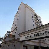 Hotel Bentley