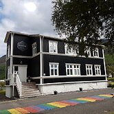 Við Lónið guesthouse