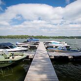 Sun Retreats Arran Lake