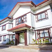 Veranda Suites and Restaurant