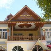Mr. Charles Guest House - Hostel