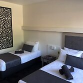 The Stuart Hotel-Motel