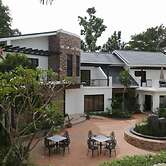 Bellagio Hills Hotel and Restaurant