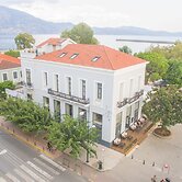 Panellinion Luxury Rooms