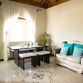 Apartment in Hellshire near Beach