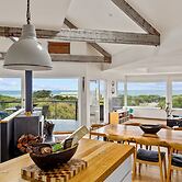 Smith Beach Getaways Beachwood Luxury Villa