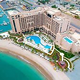 Al Bahar Hotel & Resort