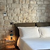 Olivia Rooms Teocrito
