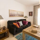 Two rooms Calm and sunny