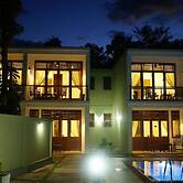 Hotel Athgira