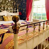 The Castle House Luxury Bed & Breakfast